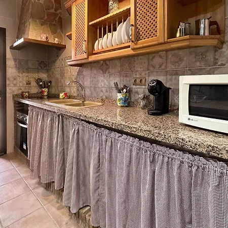 3 Bedroom Cozy In El Chorro, Alora Holiday home El Chorro